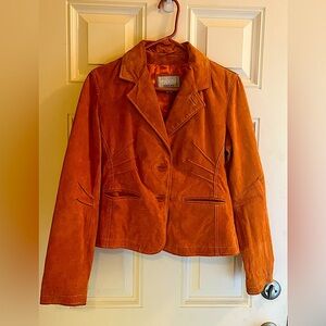 Vintage women’s Wilson Leather Maxima suede jacket. Size medium, tangerine color